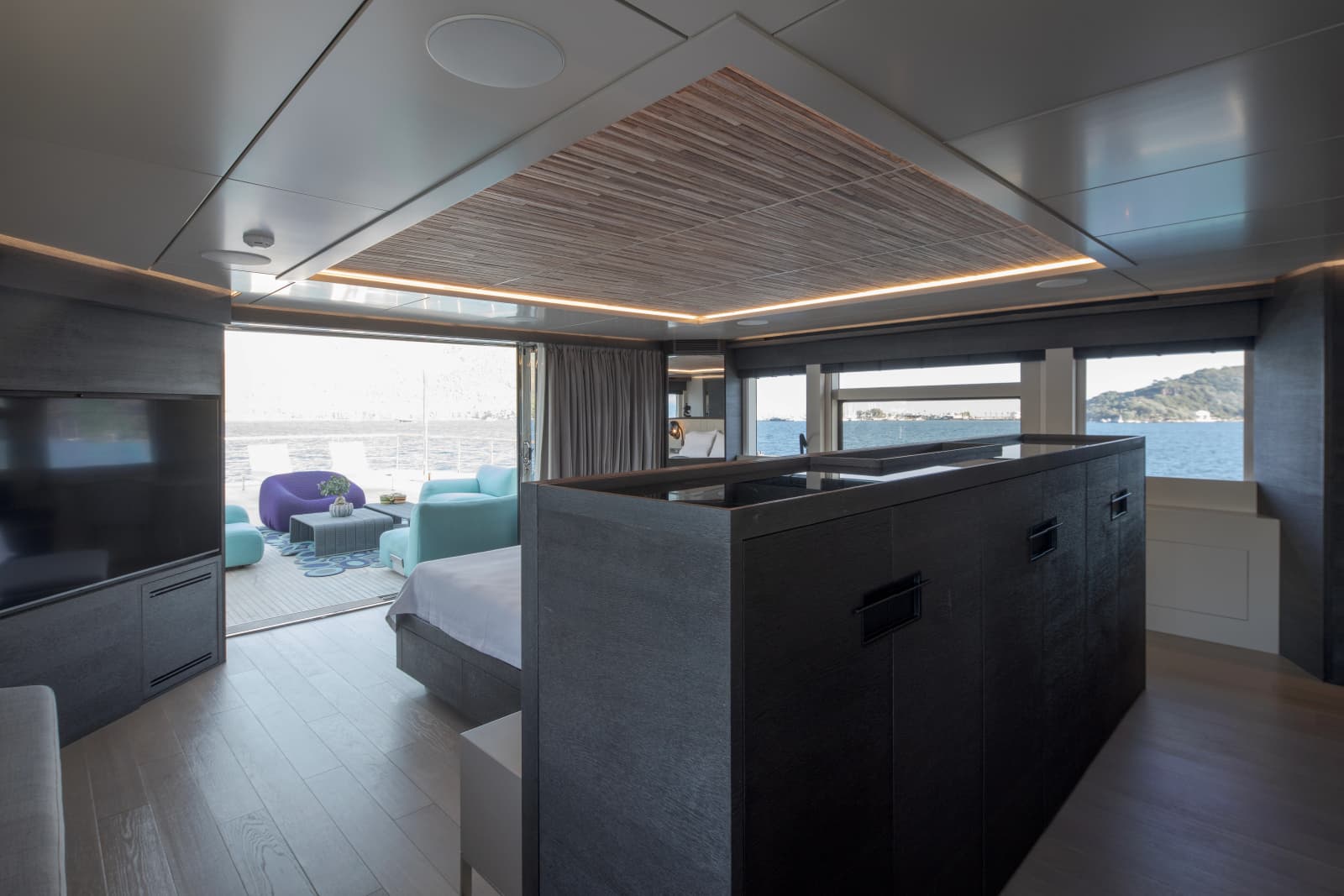 2019 Numarine 32XP - Photo 29