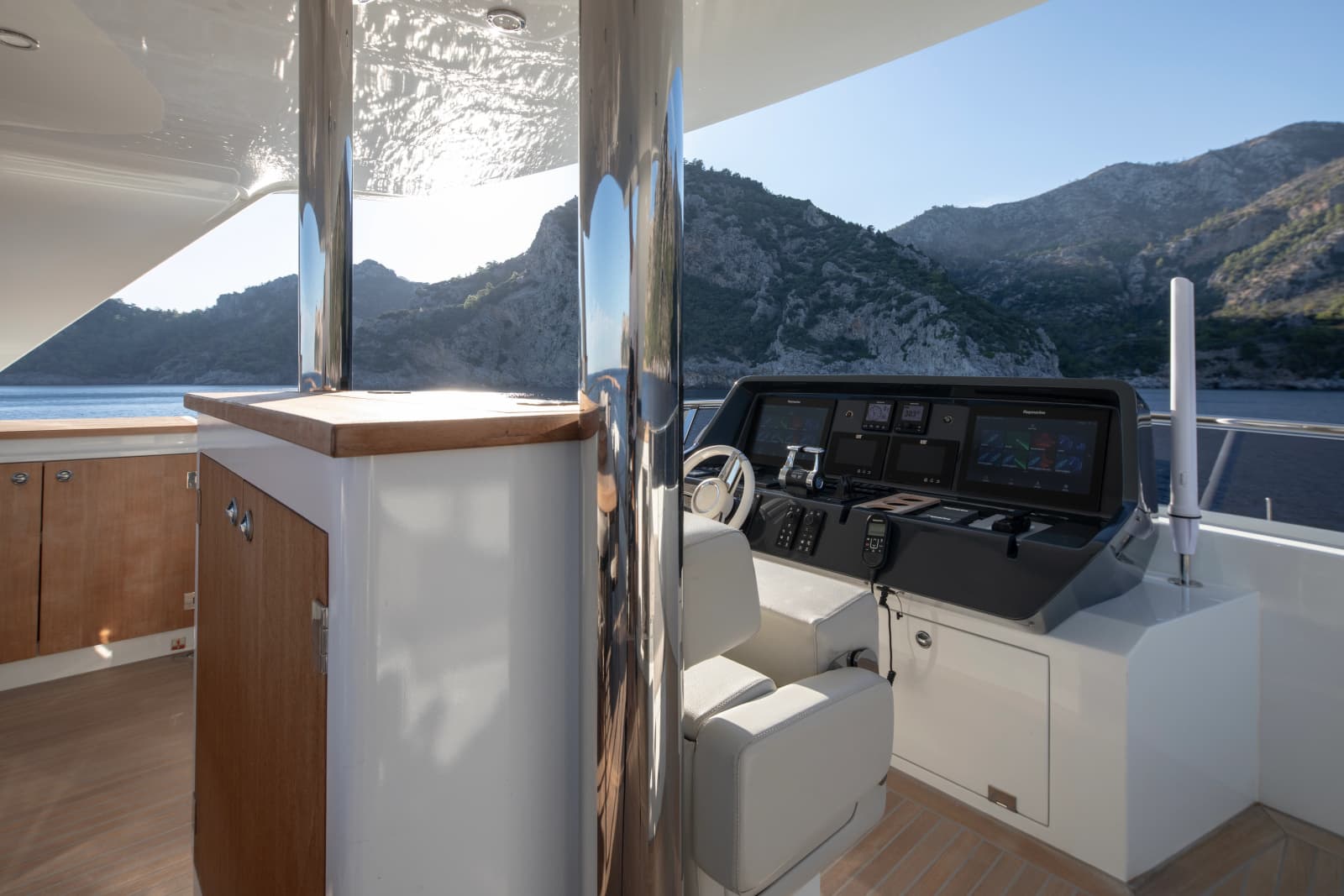 2019 Numarine 32XP - Photo 40