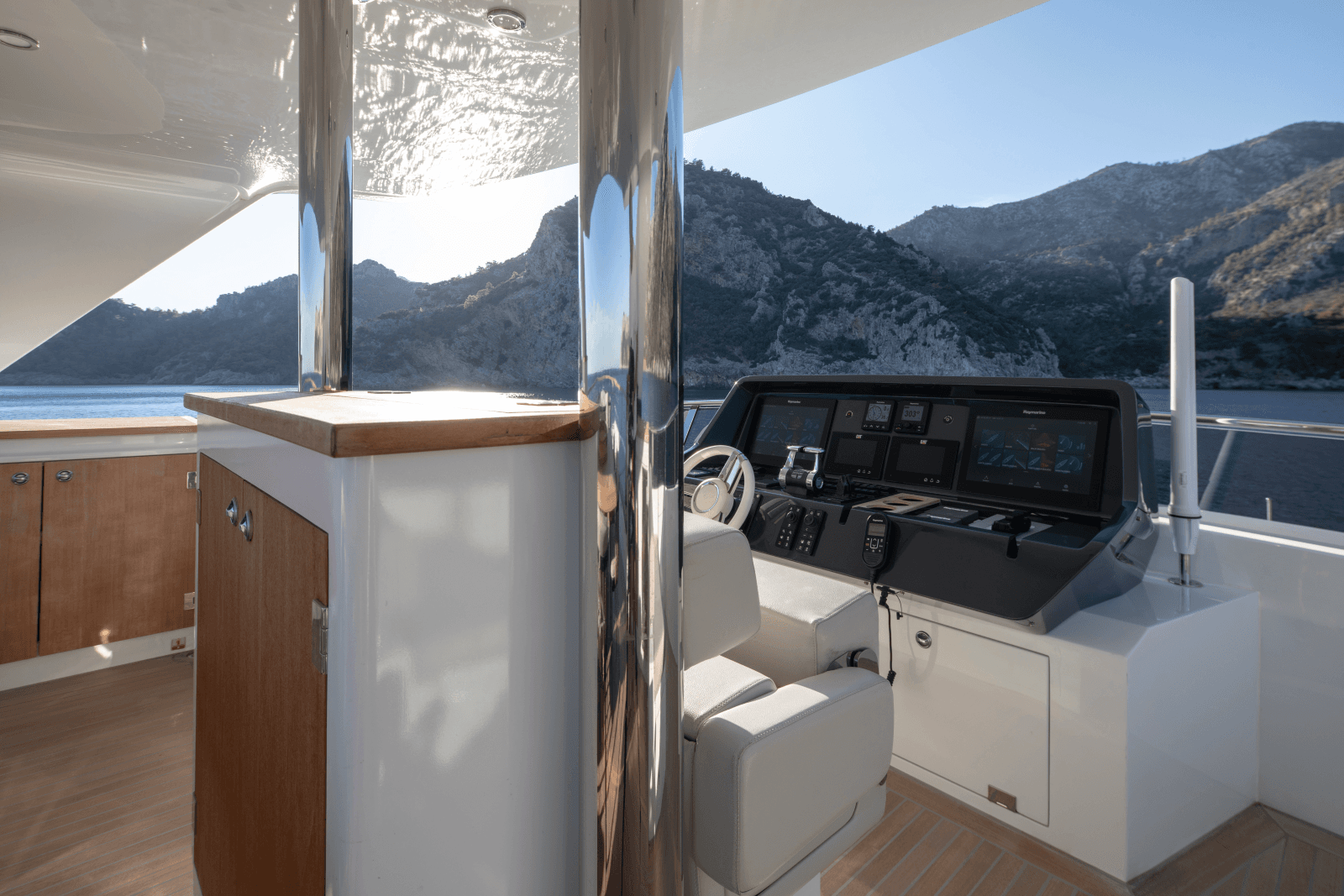 2019 Numarine 32XP - Photo 40