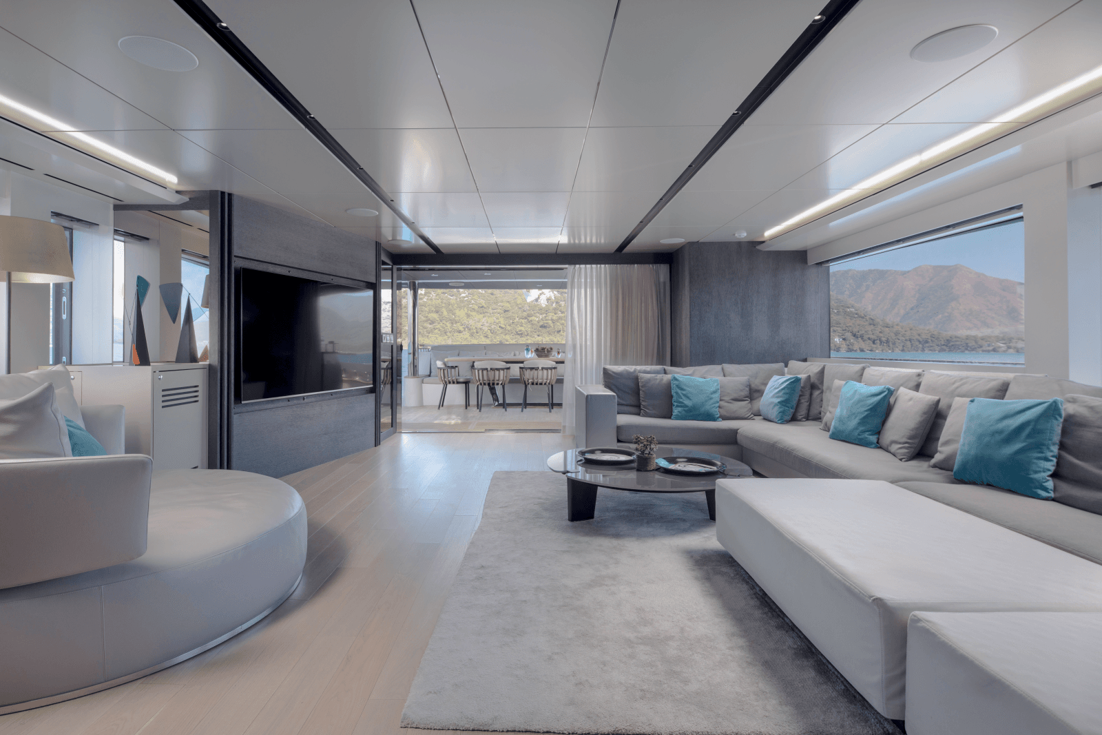 2019 Numarine 32XP - Photo 17