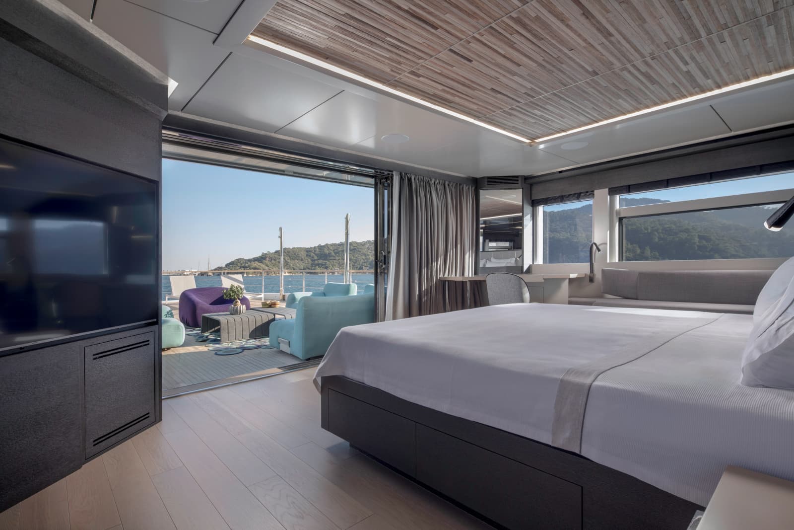 2019 Numarine 32XP - Photo 32