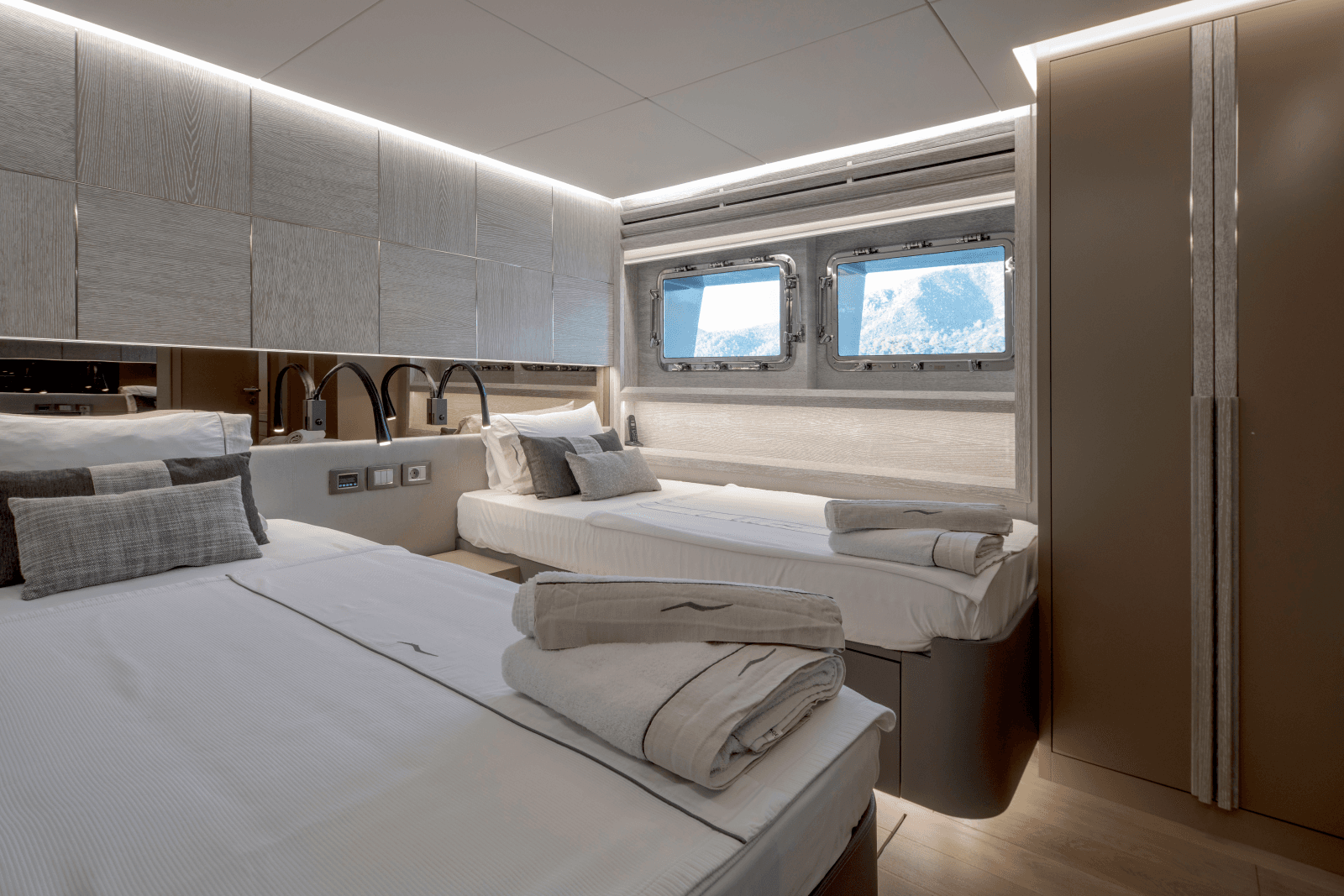 2019 Numarine 32XP - Photo 47