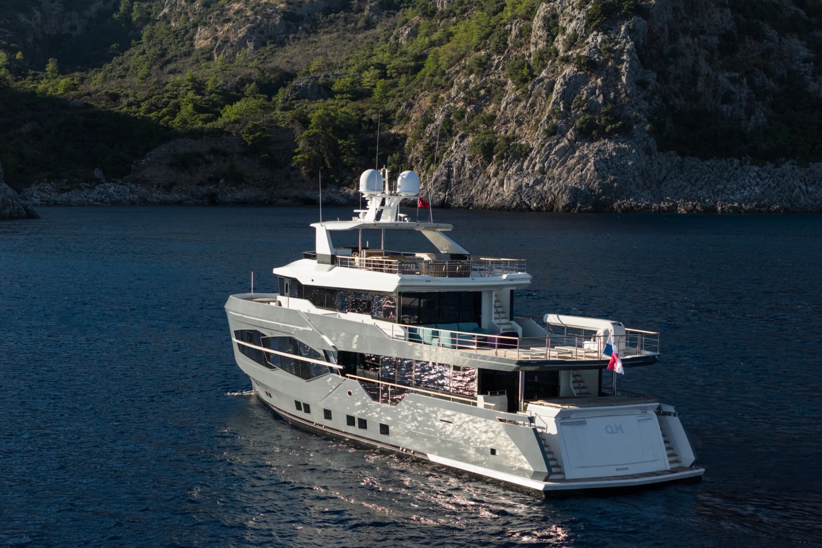2019 Numarine 32XP - Photo 8