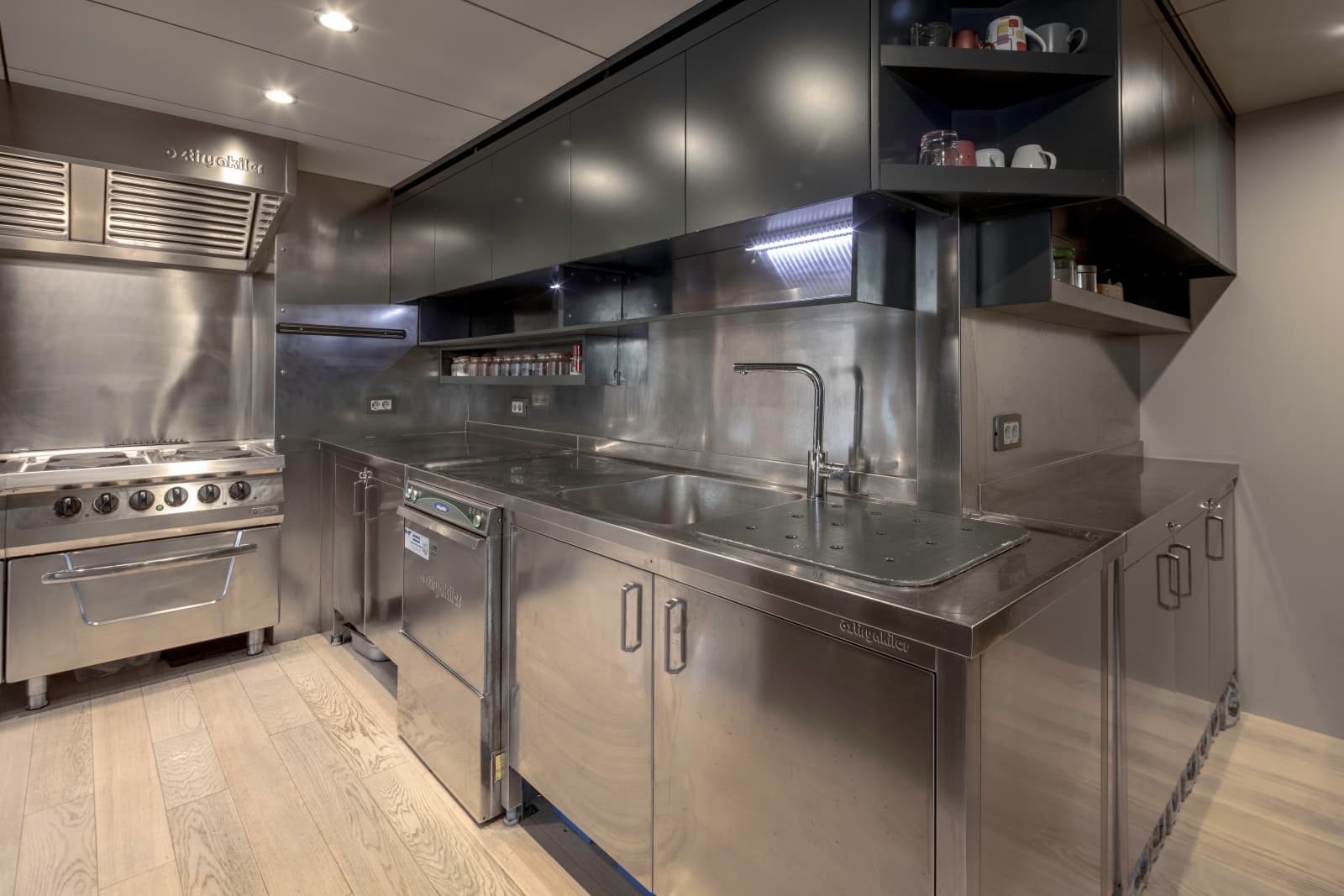 2019 Numarine 32XP - Photo 52
