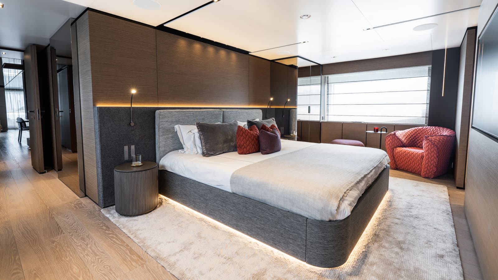 2024 Custom Line Navetta 33 - Photo 18