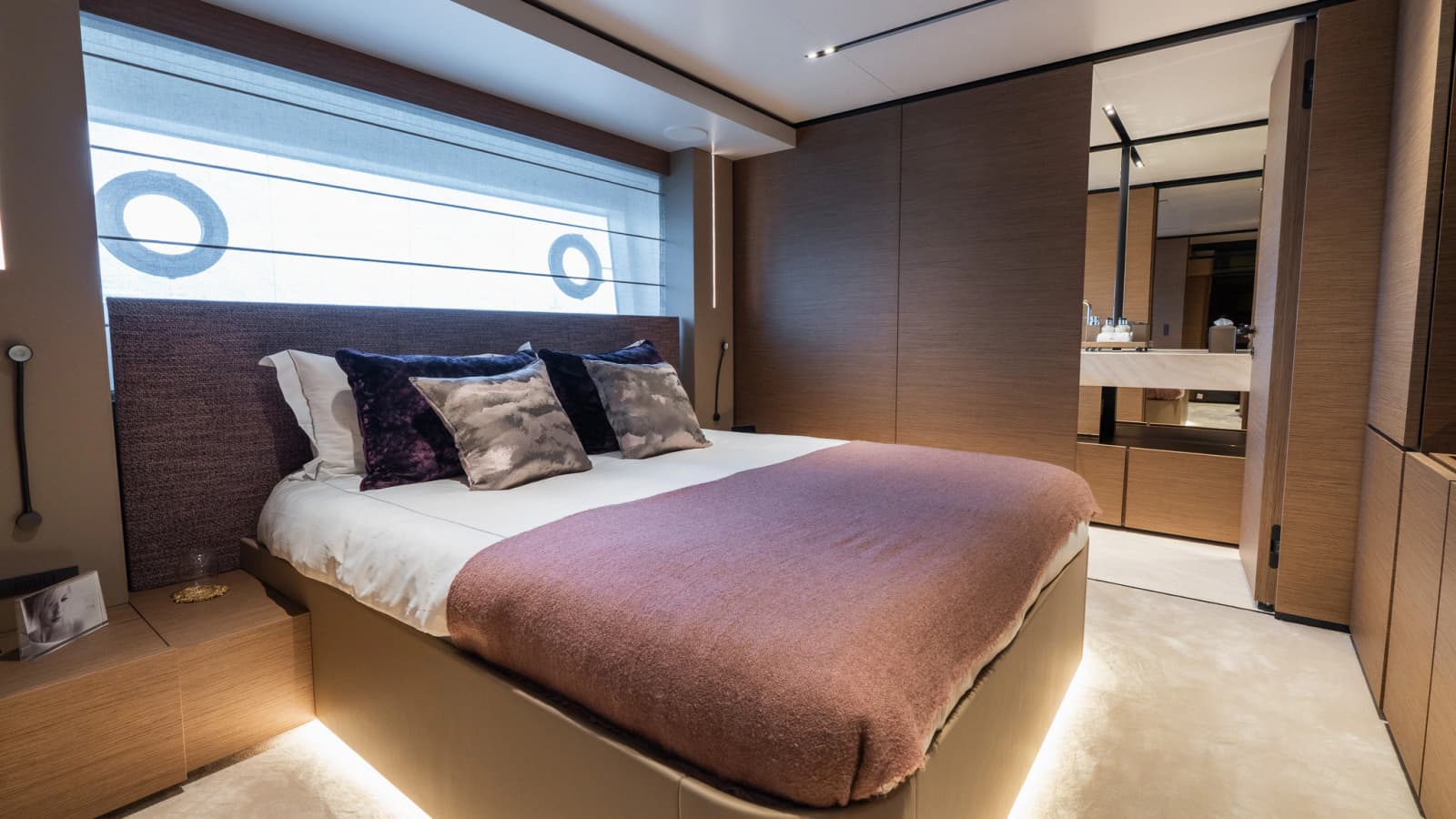 2024 Custom Line Navetta 33 - Photo 29