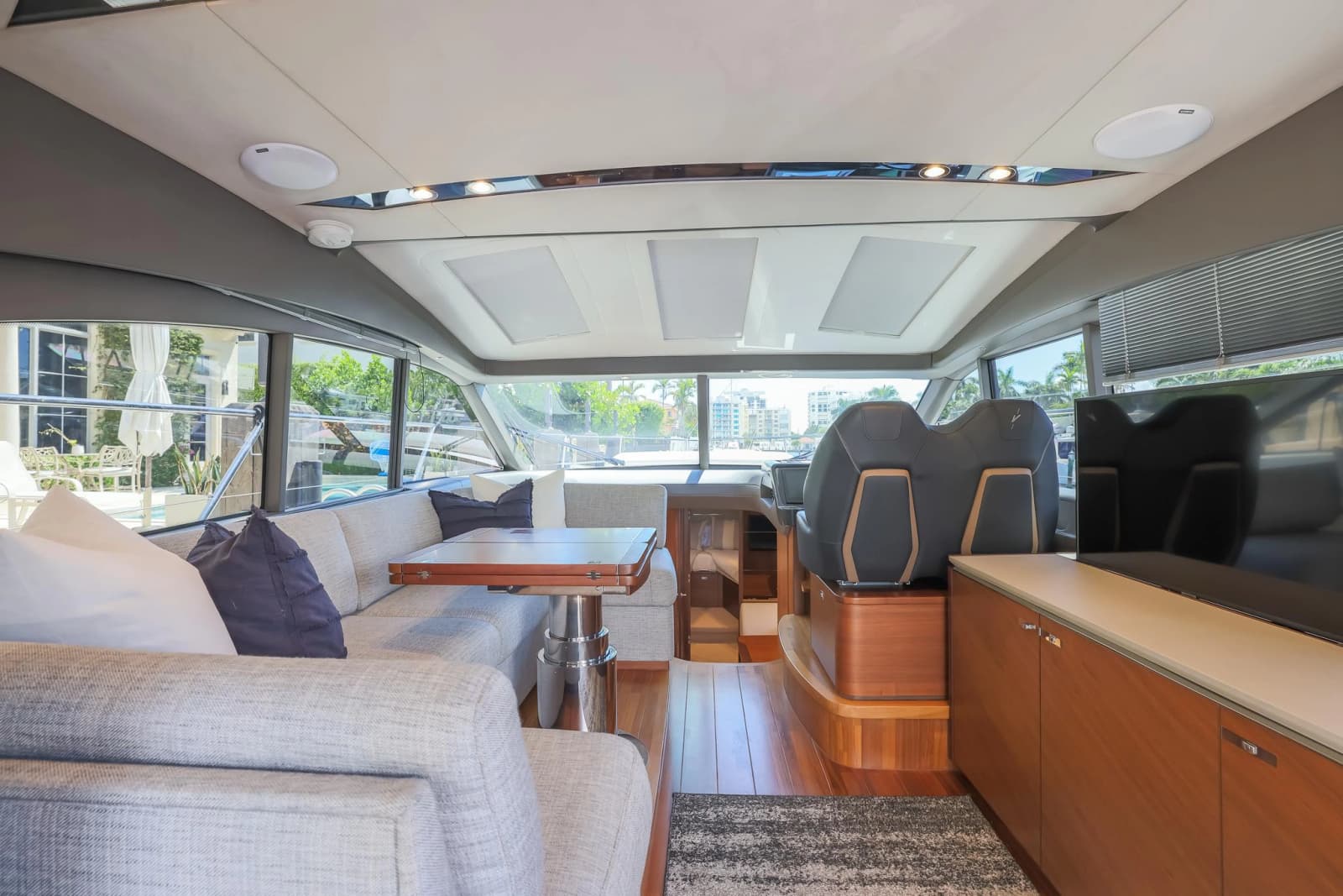2020 Princess V50 - Photo 11