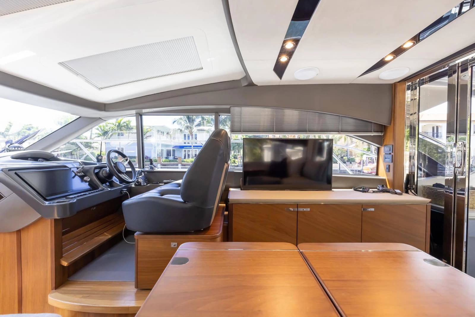 2020 Princess V50 - Photo 14