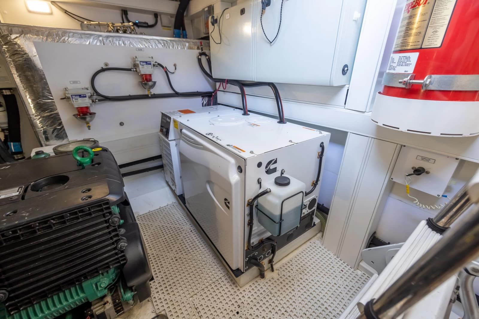 2020 Princess V50 - Photo 37