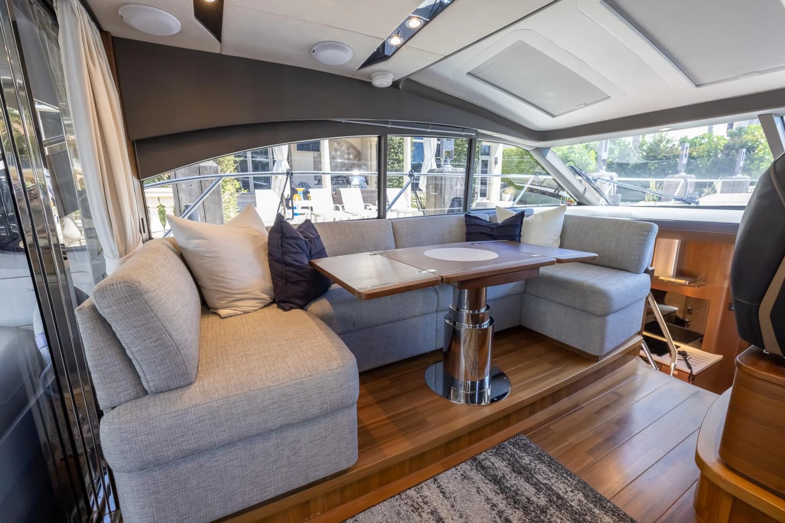 2020 Princess V50 - Photo 12