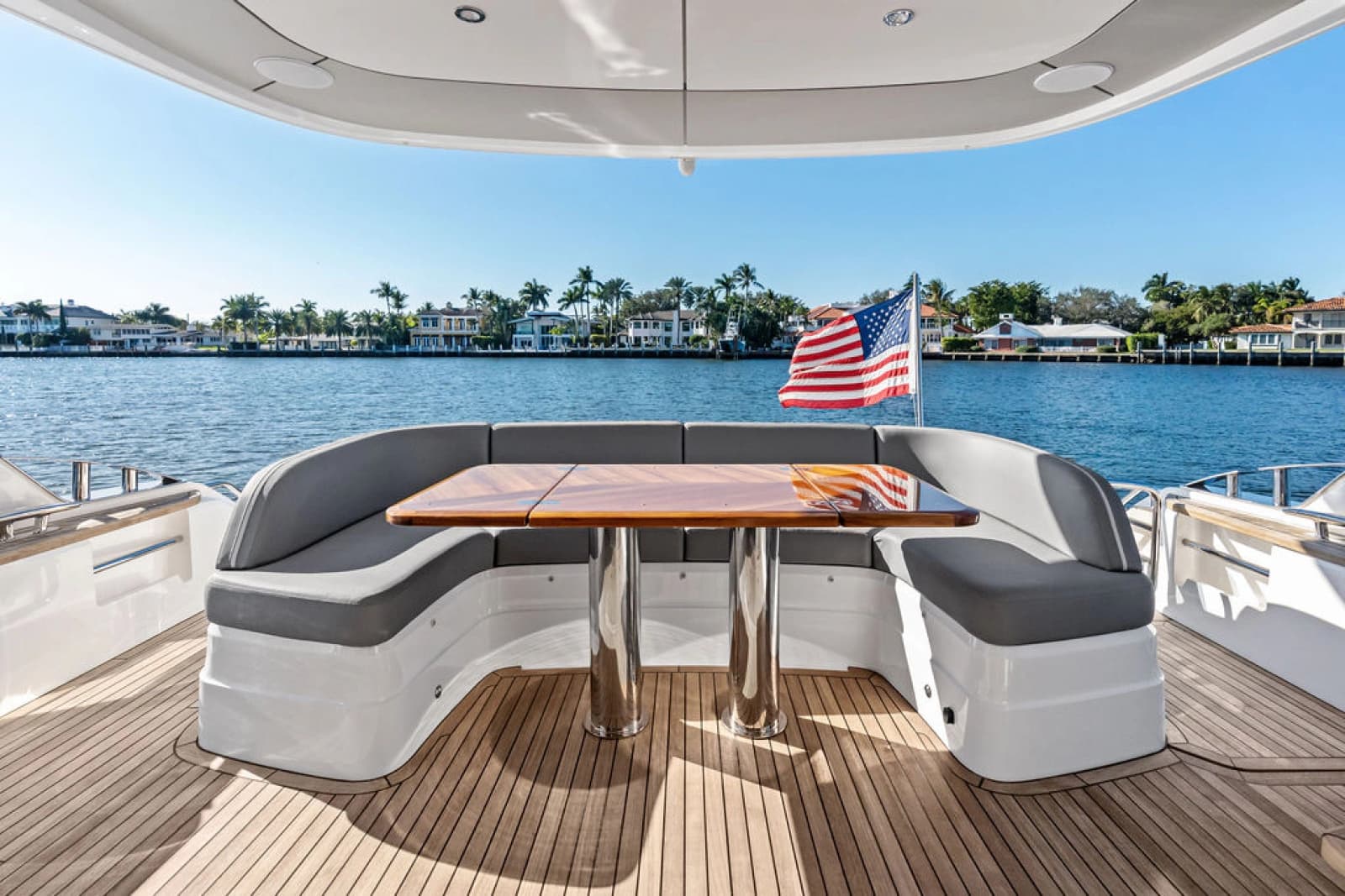 2025 Princess F65 - Photo 9