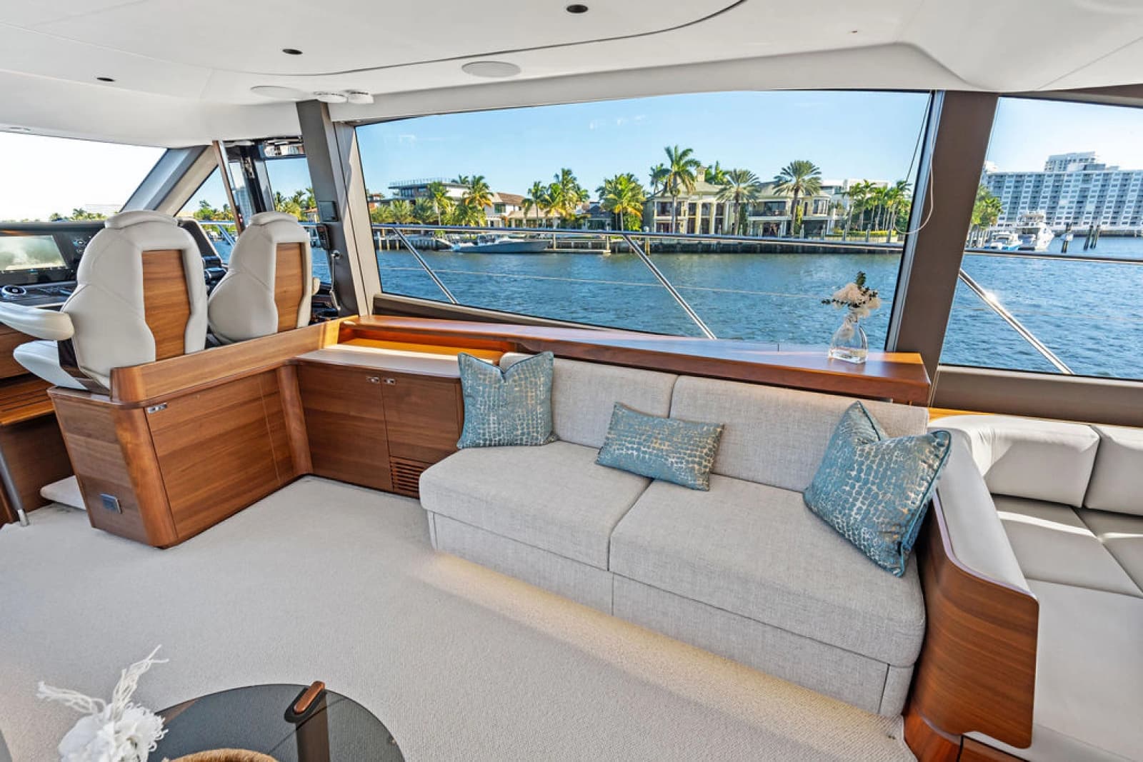2025 Princess F65 - Photo 27