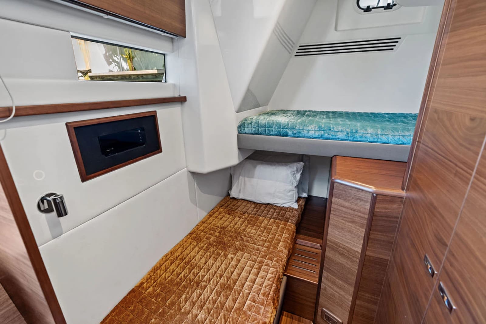 2025 Princess F65 - Photo 50