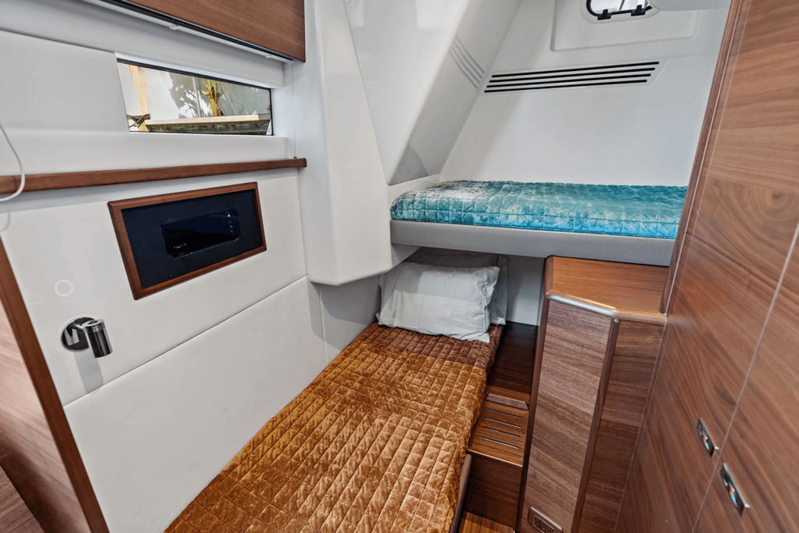 2025 Princess F65 - Photo 50