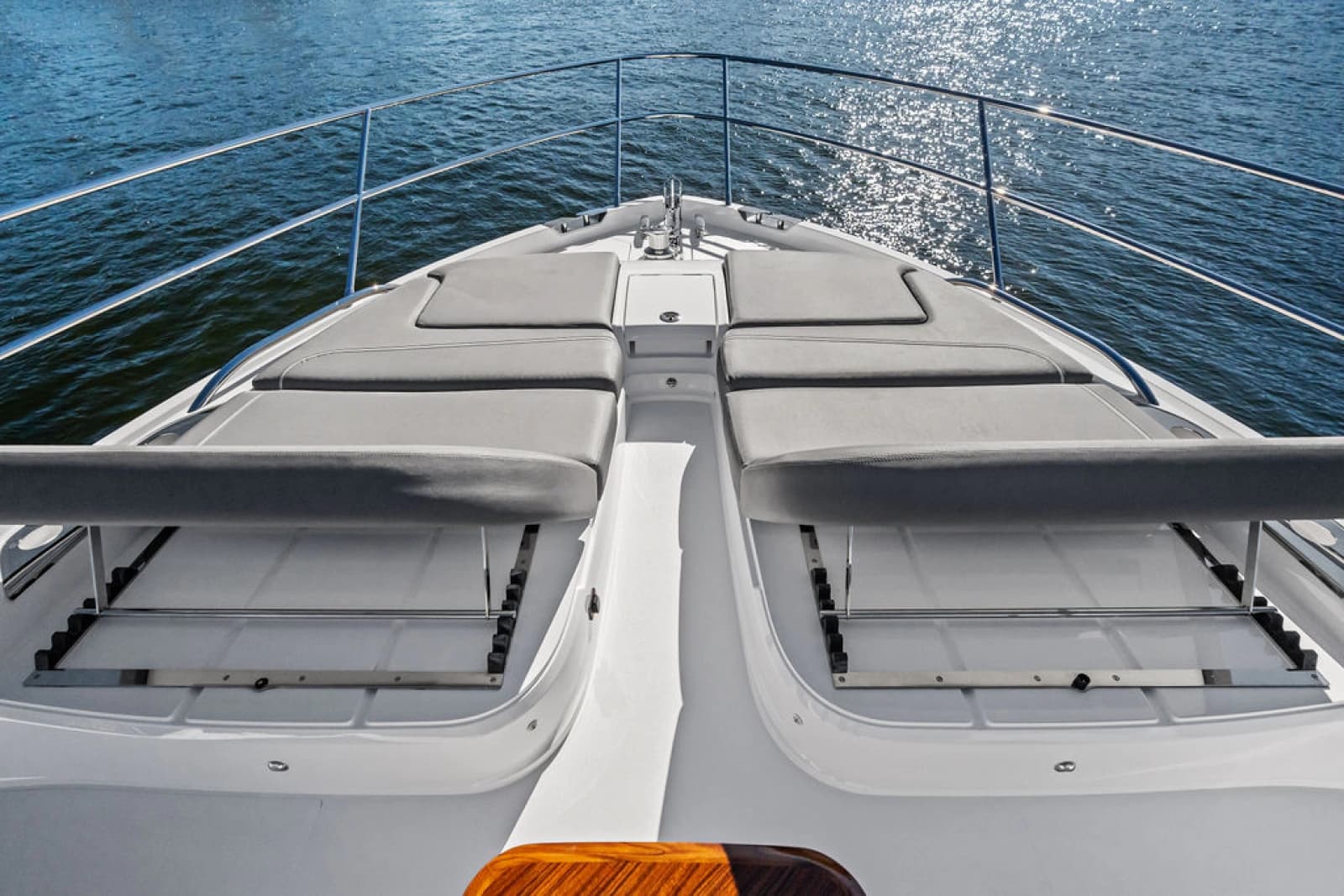 2025 Princess F65 - Photo 13
