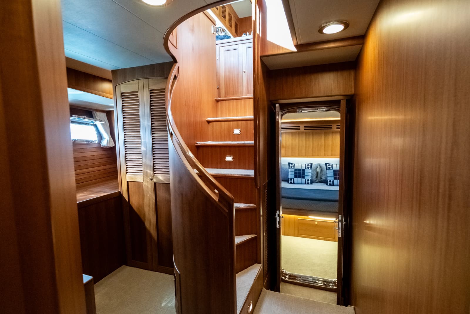 2011 Marlow Explorer - Photo 43