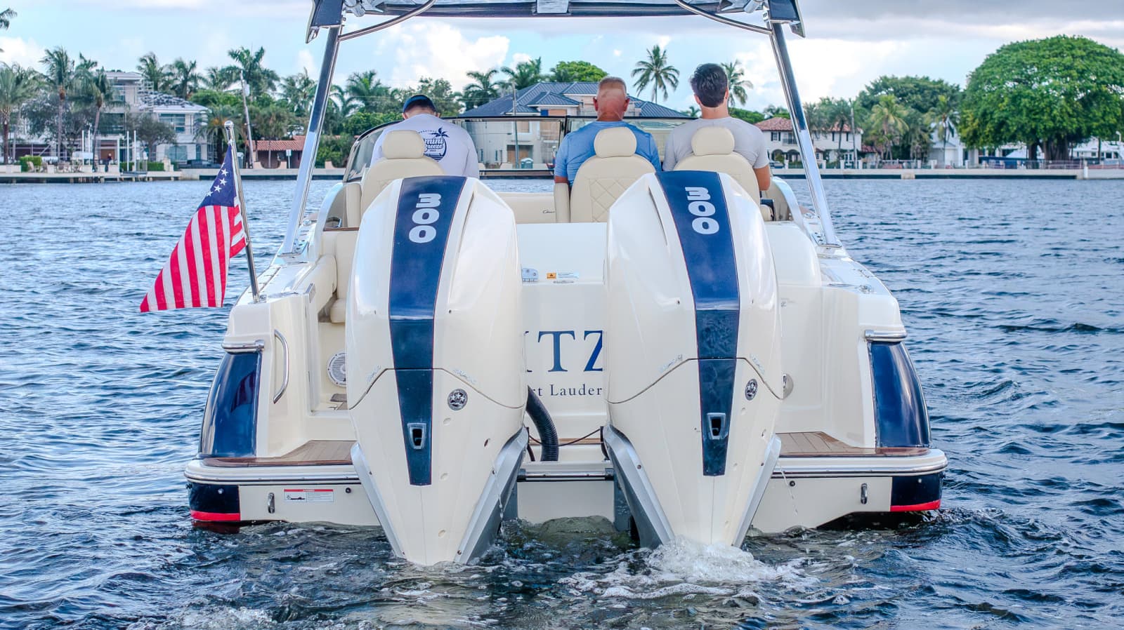 2019 Chris-Craft Calypso 30 - Photo 20
