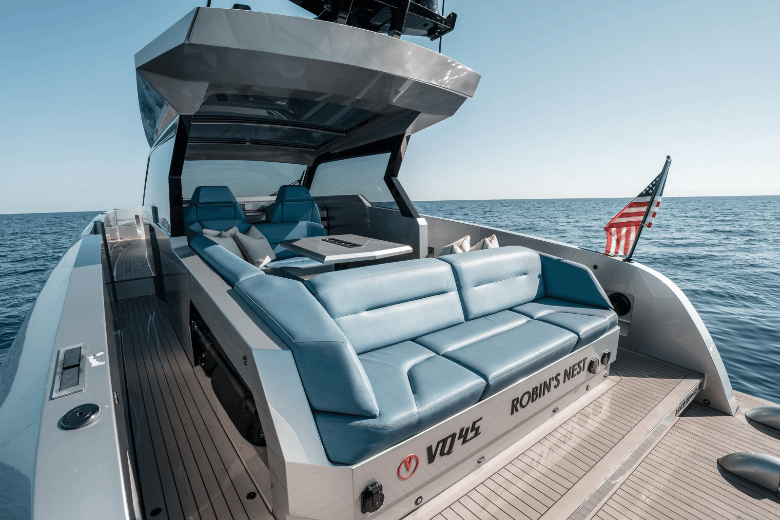 2023 Vanquish Yachts VQ45 Veloce Hardtop - Photo 13