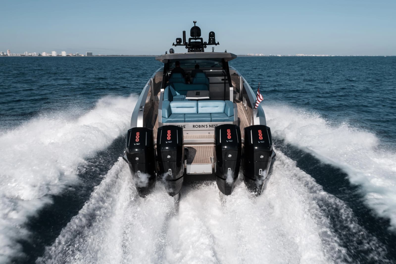 2023 Vanquish Yachts VQ45 Veloce Hardtop - Photo 9