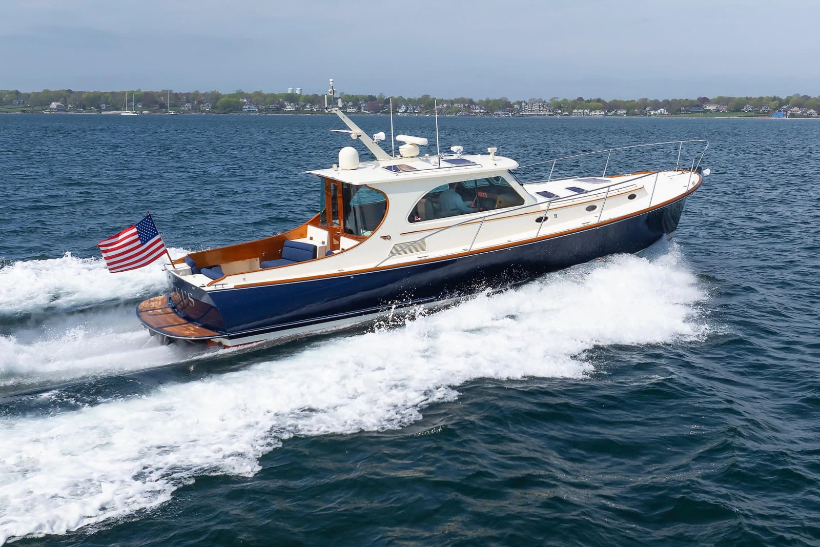 2009 Hinckley Talaria 44 MY - Photo 4