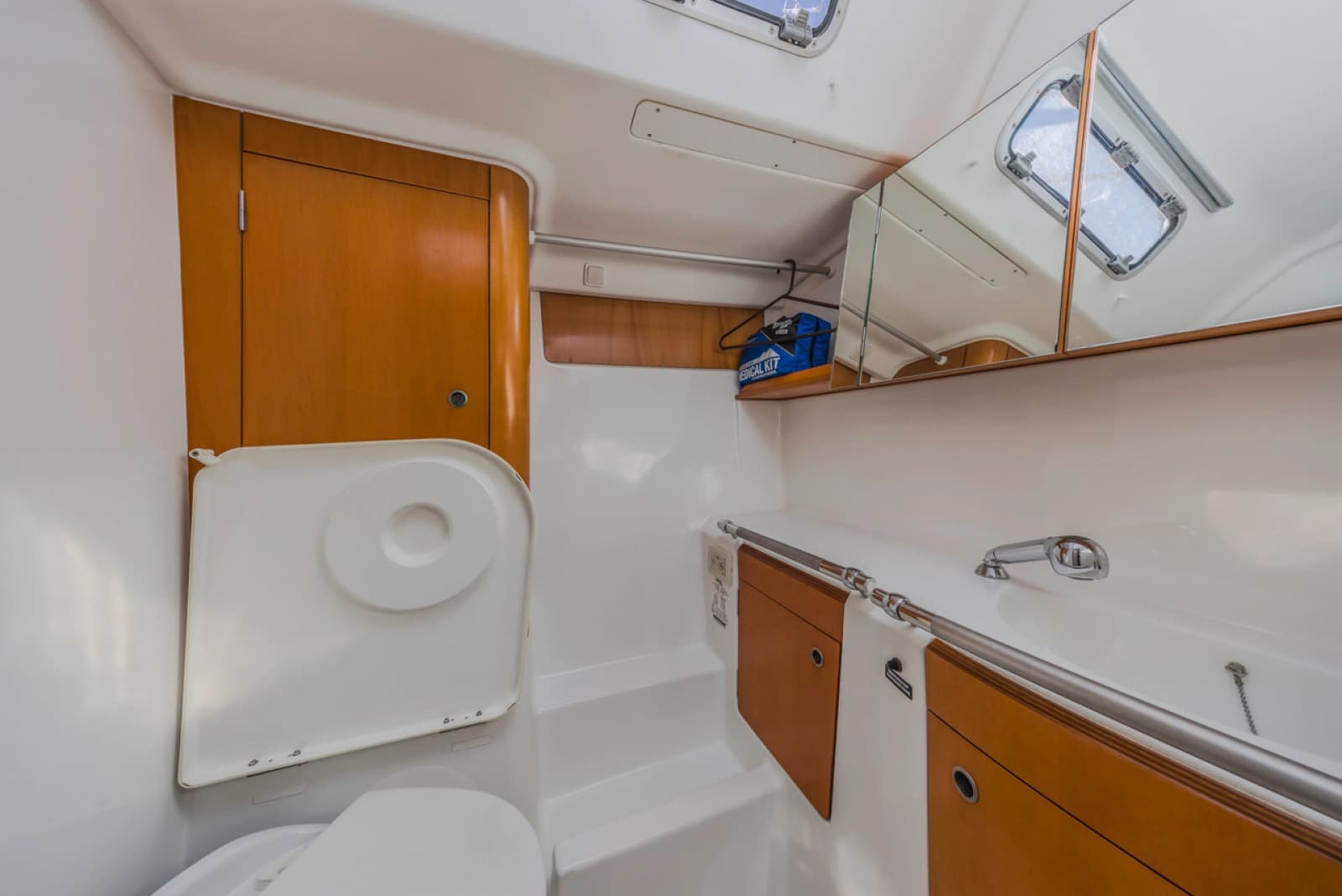 2005 Beneteau First 44.7 - Photo 41