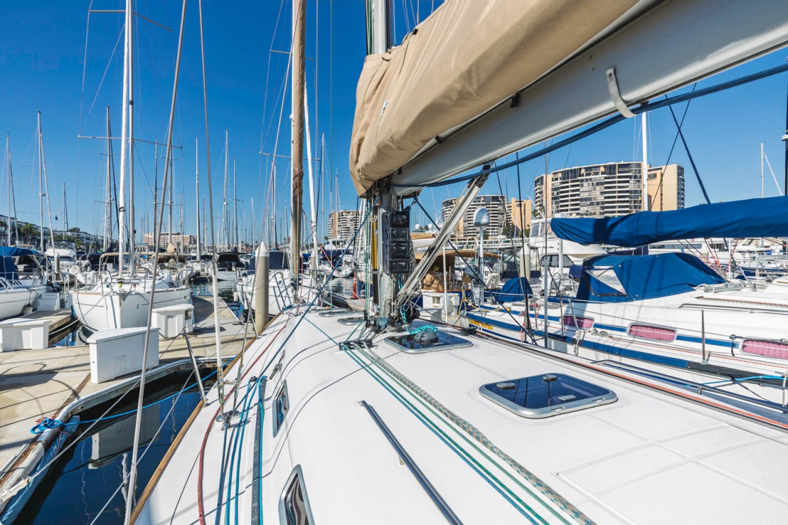 2005 Beneteau First 44.7 - Photo 17