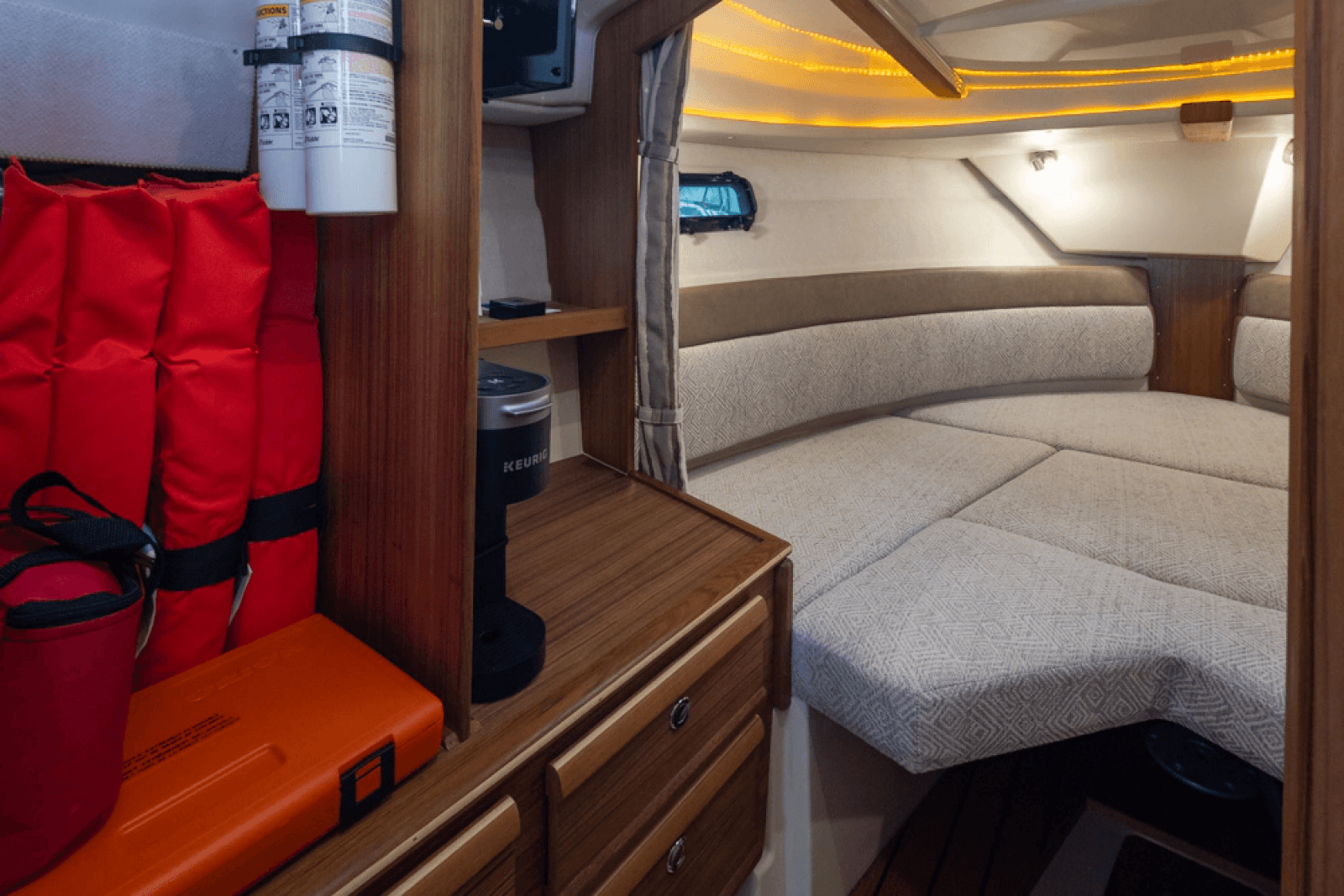 2024 Ranger Tugs R27 Luxury Edition - Photo 19