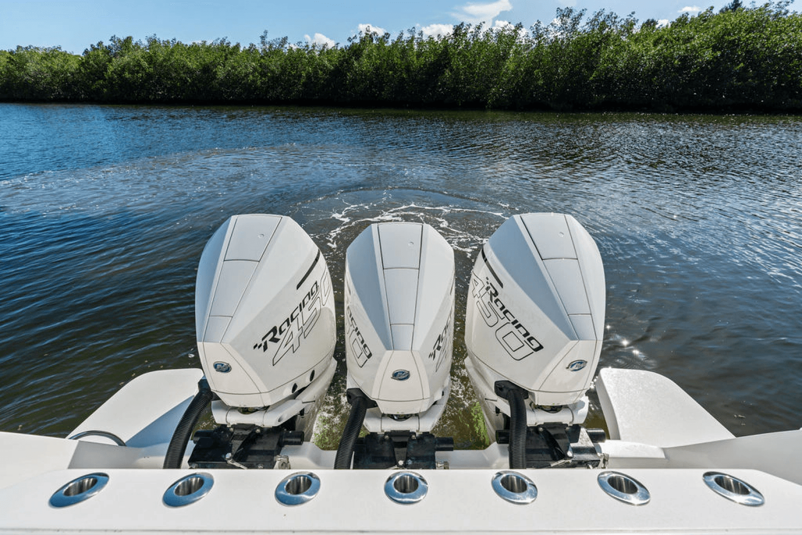 2022 Intrepid 438 - Photo 32