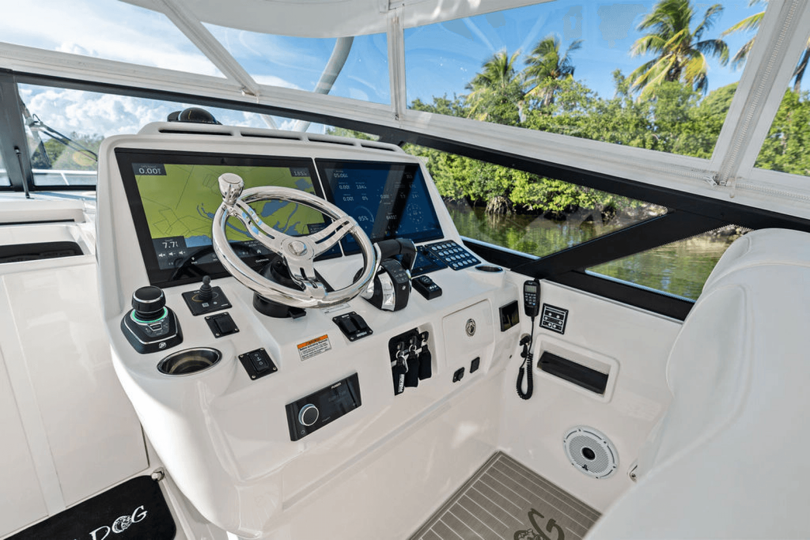 2022 Intrepid 438 - Photo 19