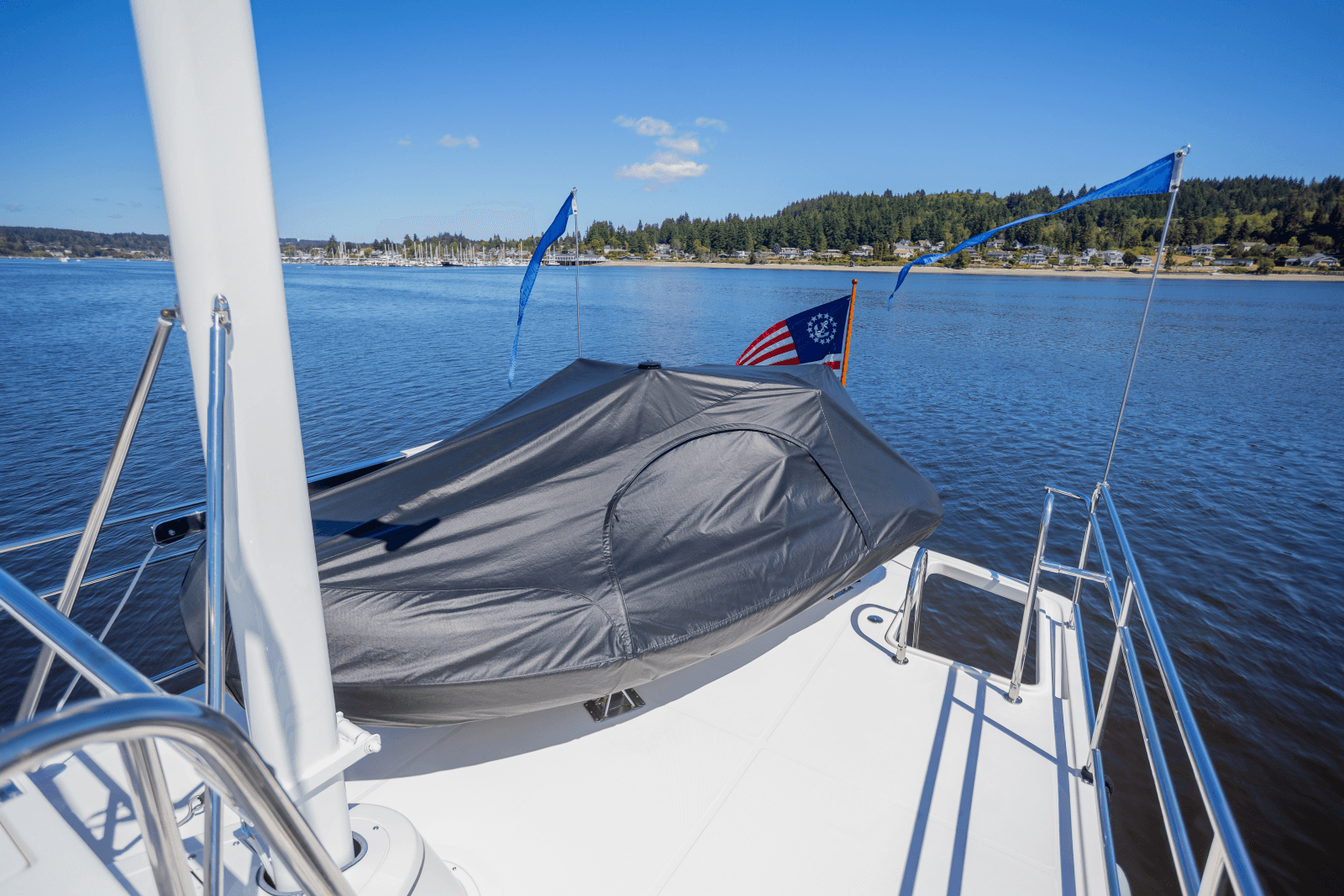 2005 Nordic Tugs 37 Fly - Photo 6
