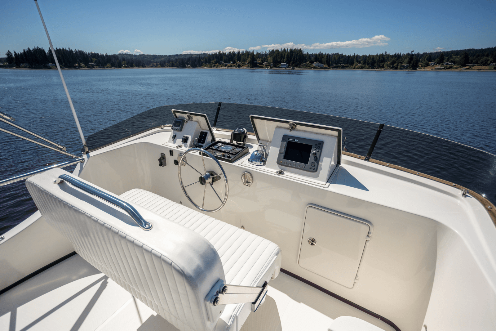 2005 Nordic Tugs 37 Fly - Photo 5