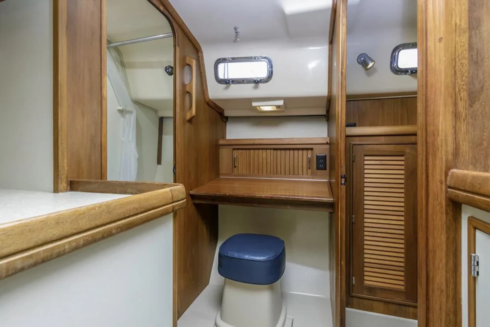 2007 Island Packet SP Cruiser - Photo 29