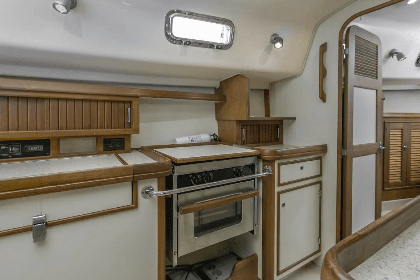 2007 Island Packet SP Cruiser - Photo 26