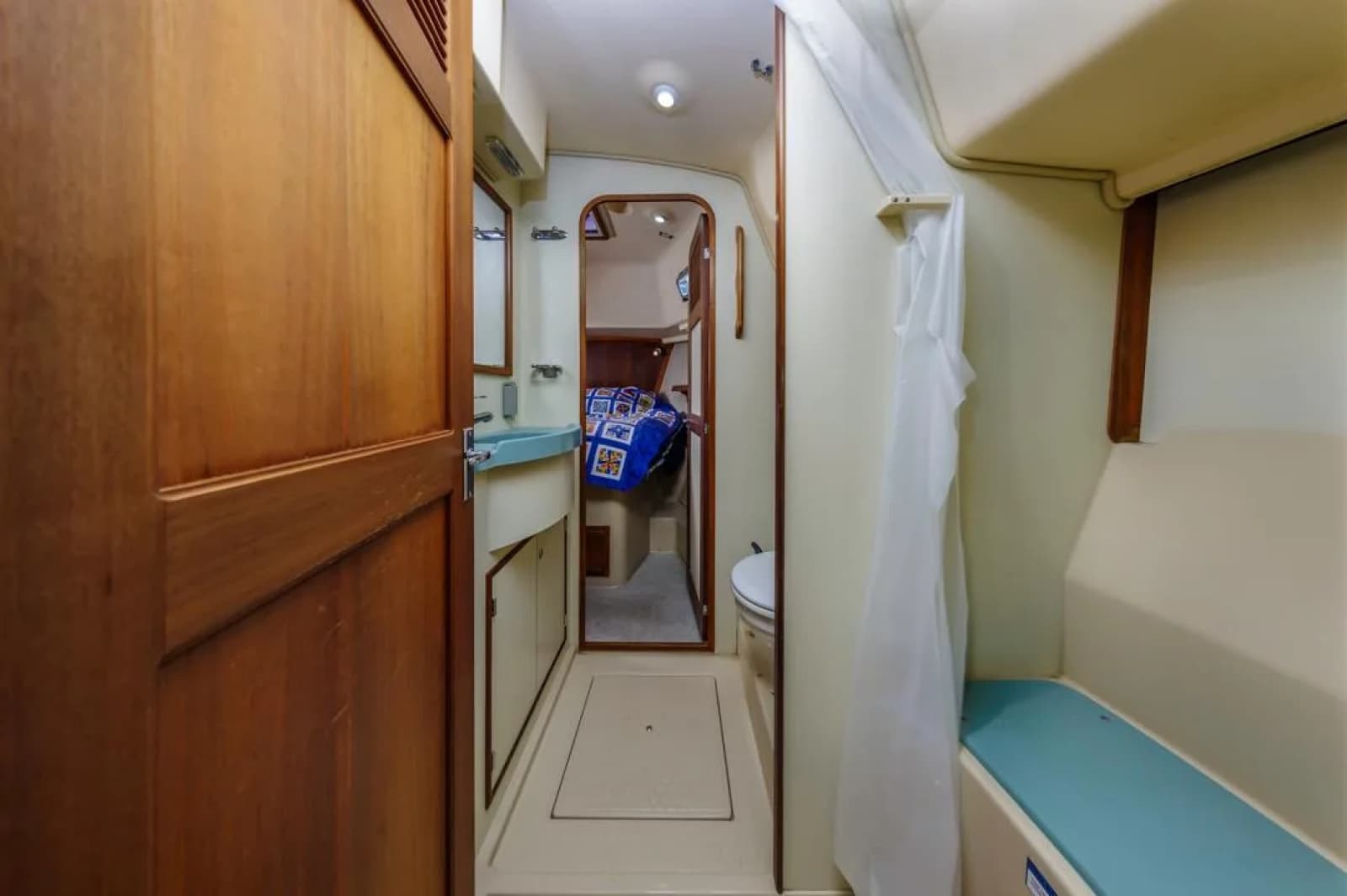 2007 Island Packet SP Cruiser - Photo 32
