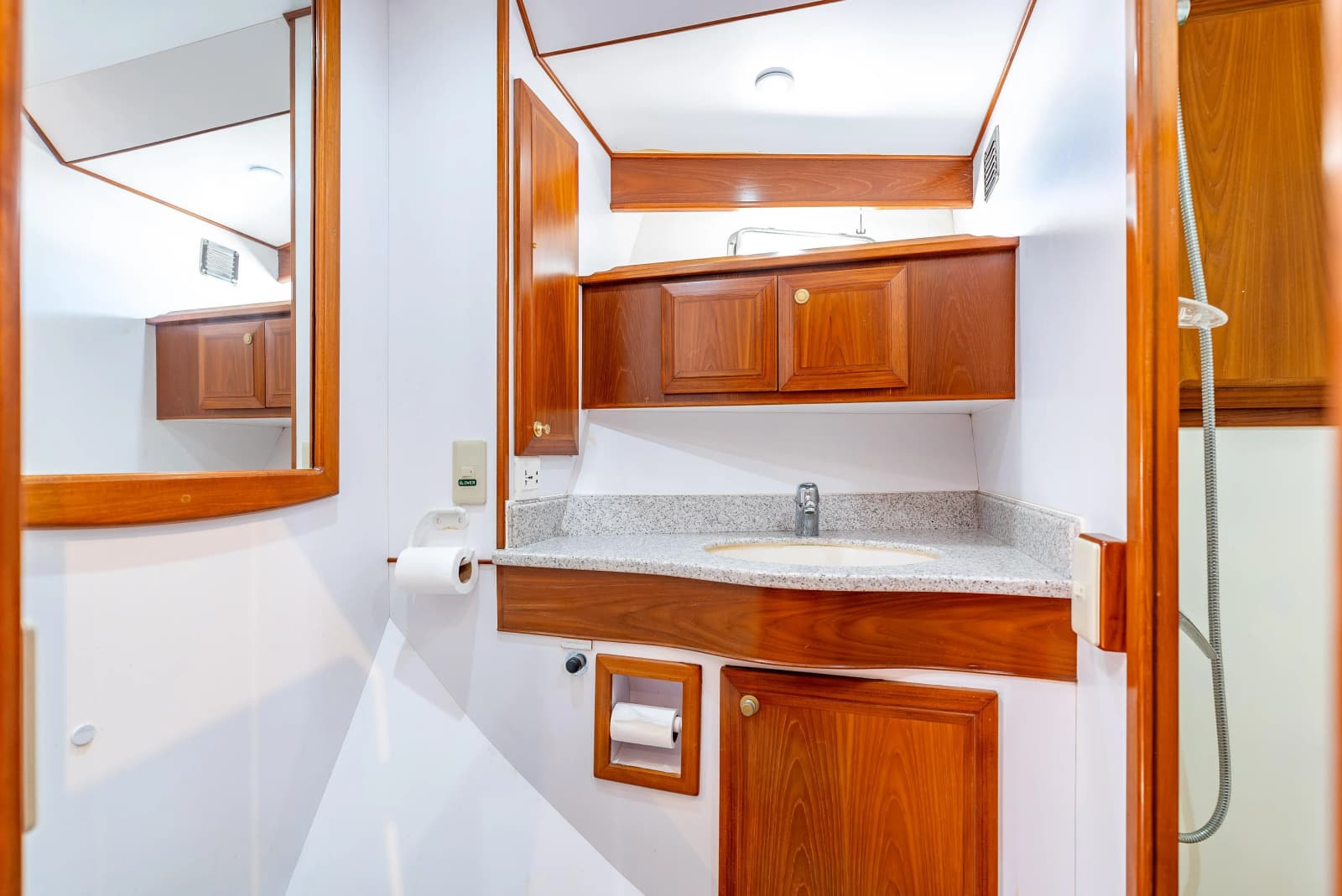 2009 DeFever 45 Motoryacht - Photo 28