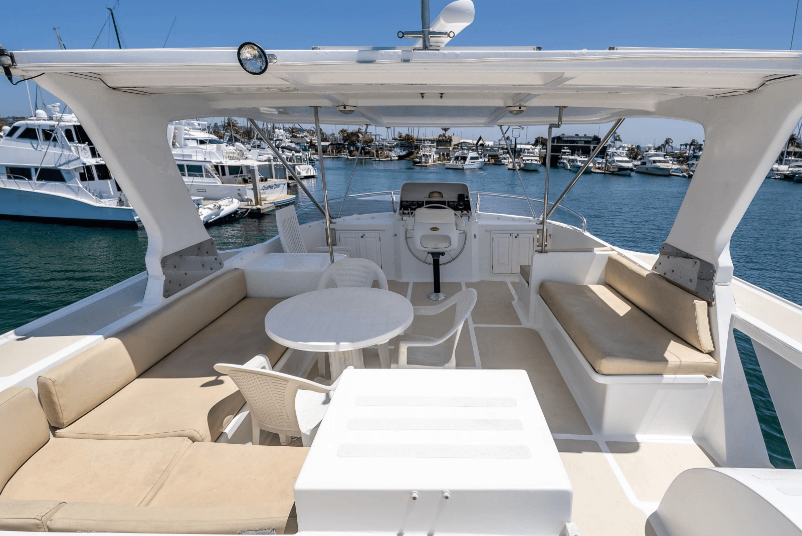 2009 DeFever 45 Motoryacht - Photo 3