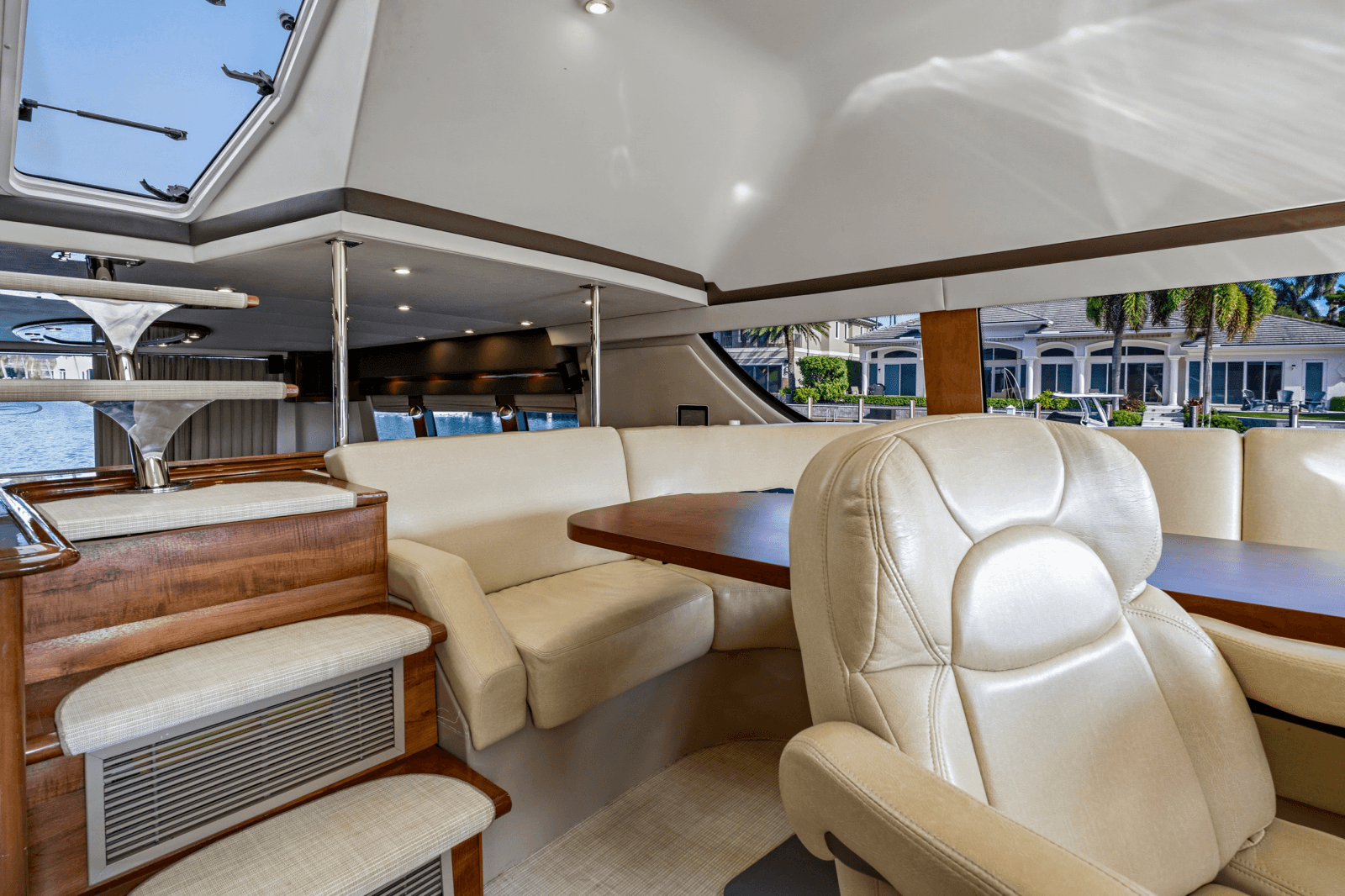 2009 Carver 56 Voyager - Photo 32
