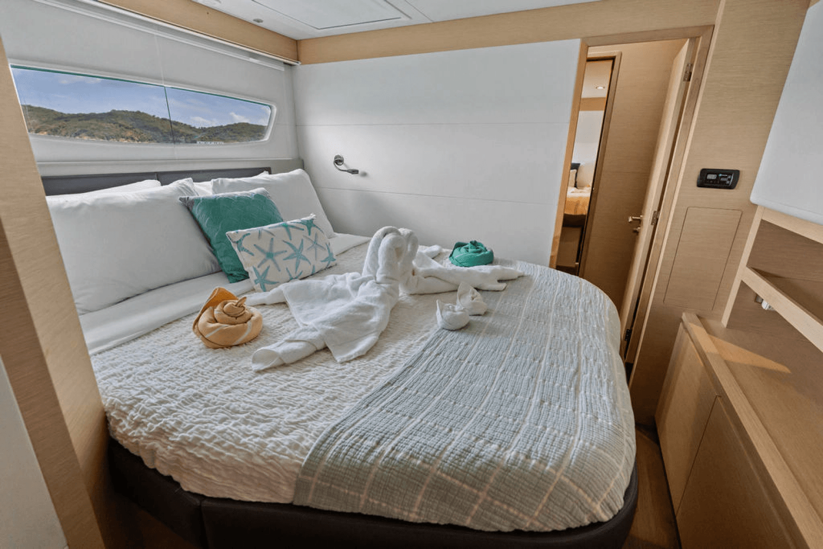 2016 Fountaine Pajot Victoria 67 - Photo 34