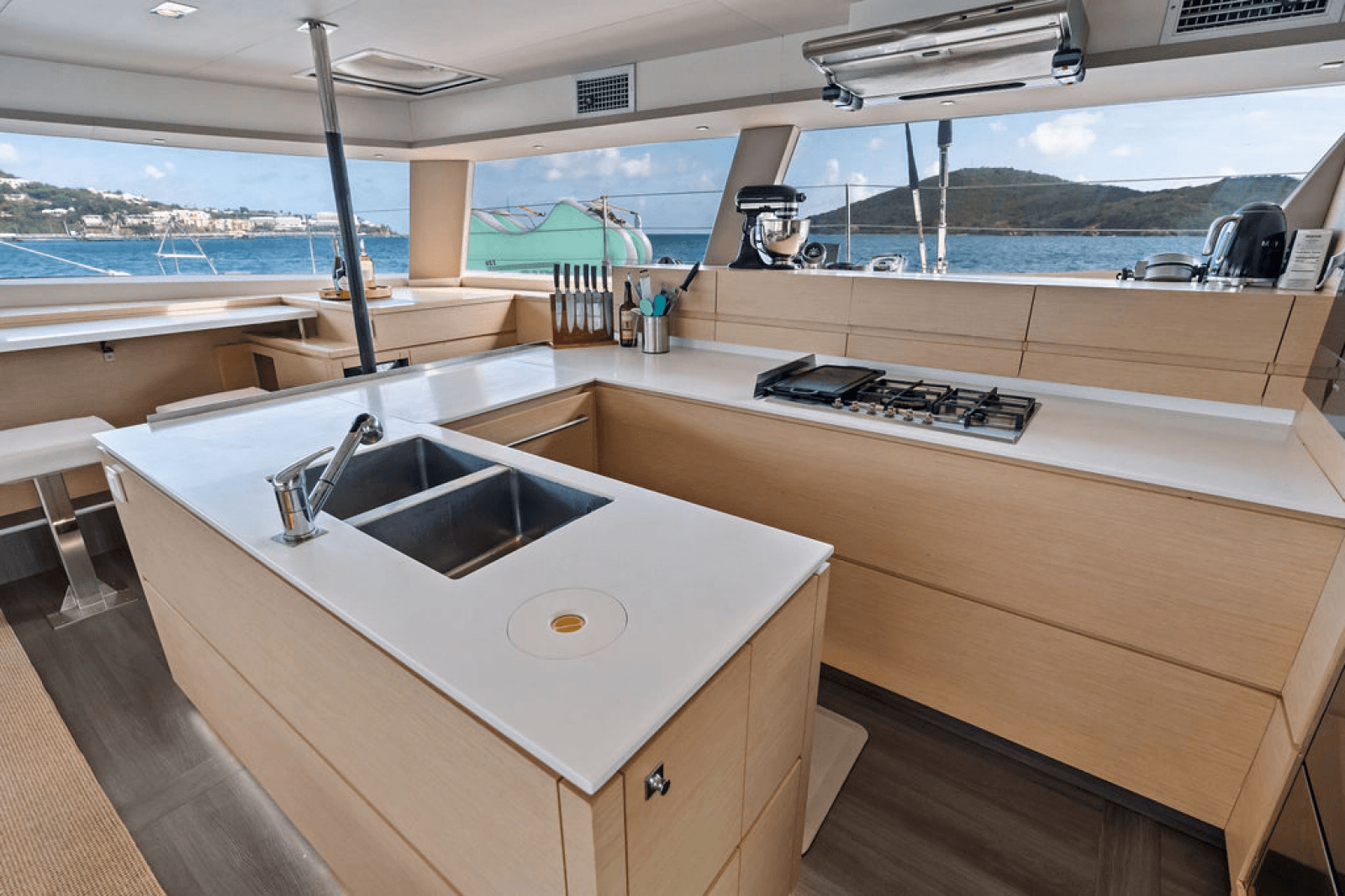 2016 Fountaine Pajot Victoria 67 - Photo 24