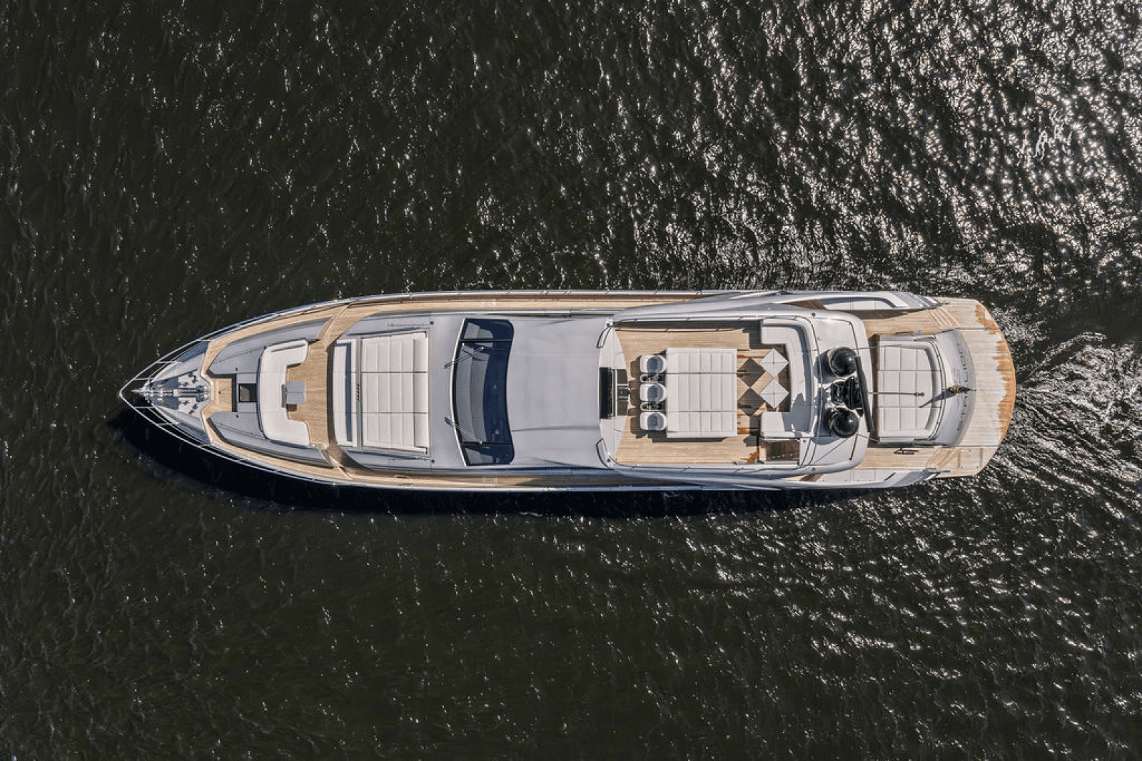 2022 Pershing 9X - Photo 10