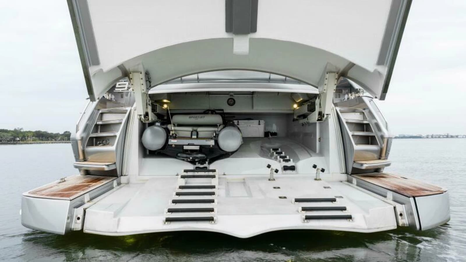 2022 Pershing 9X - Photo 27