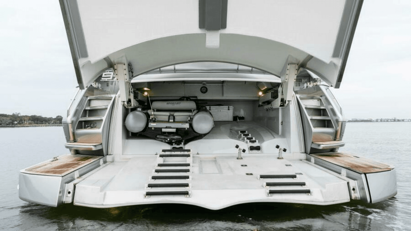2022 Pershing 9X - Photo 27