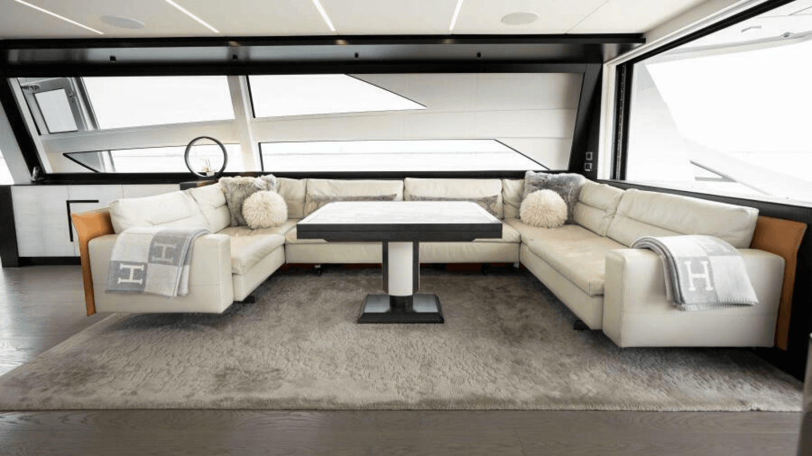 2022 Pershing 9X - Photo 35