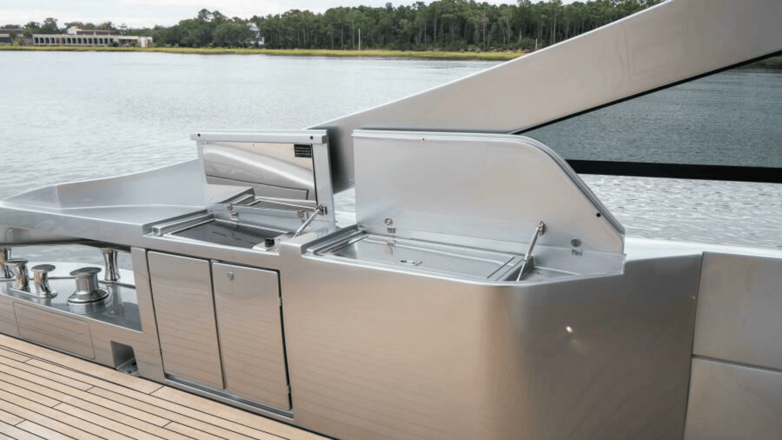 2022 Pershing 9X - Photo 24