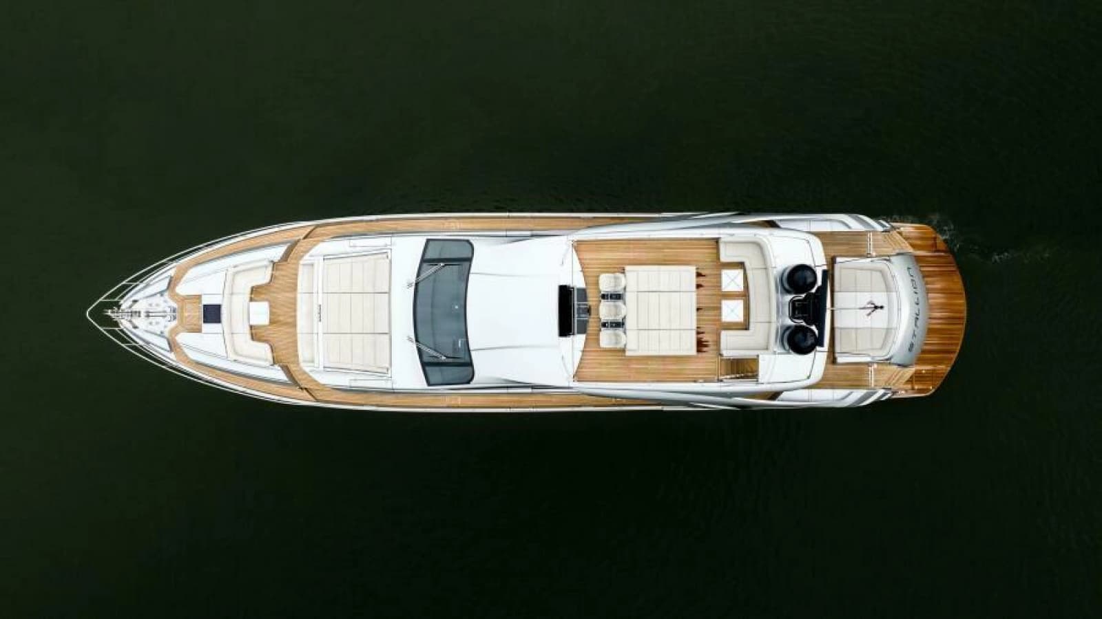 2022 Pershing 9X - Photo 10
