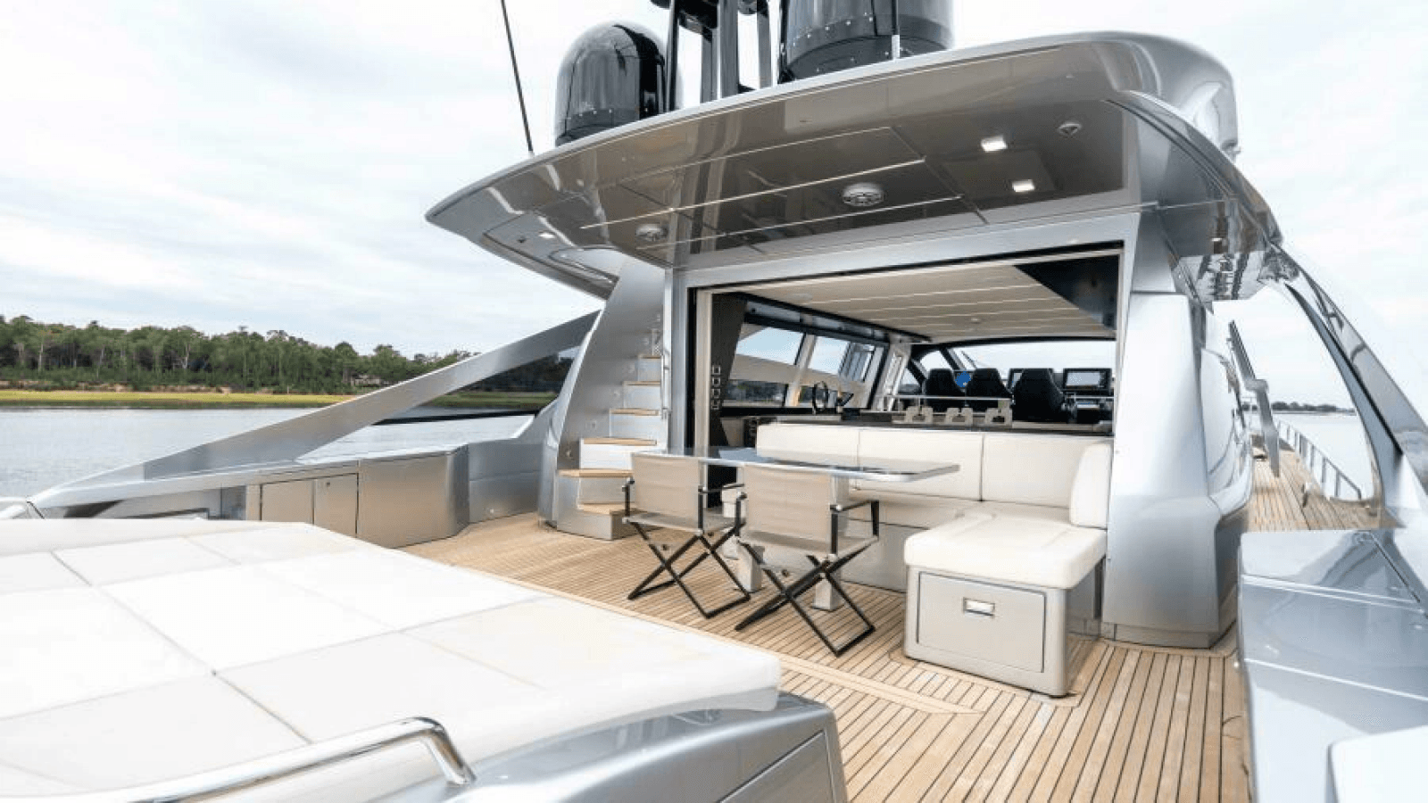 2022 Pershing 9X - Photo 22