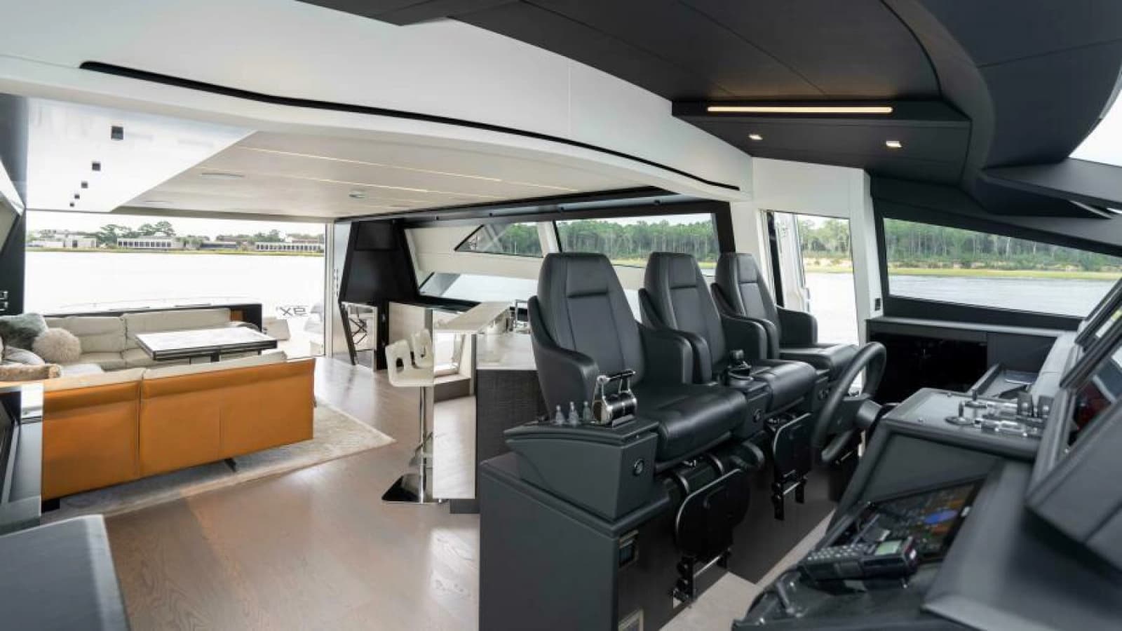 2022 Pershing 9X - Photo 38
