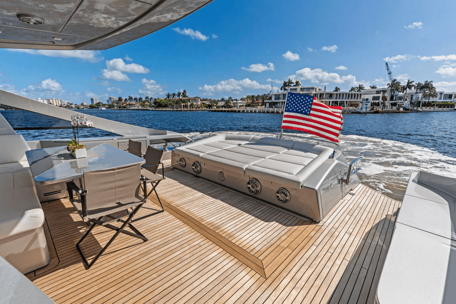2022 Pershing 9X - Photo 35