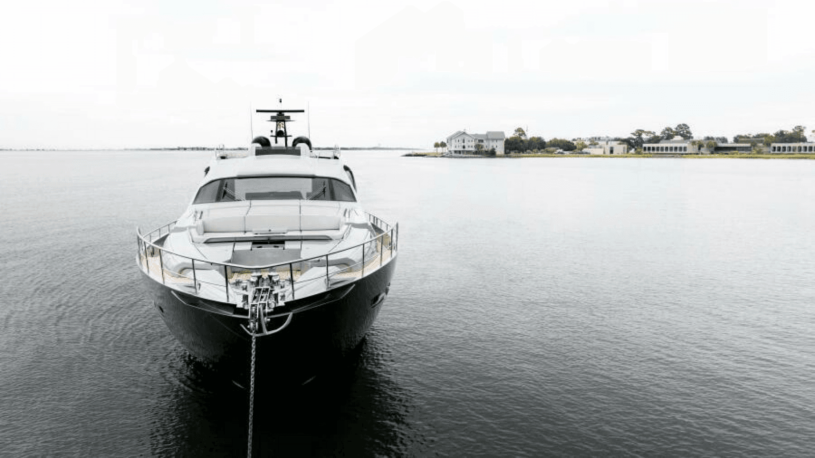 2022 Pershing 9X - Photo 4