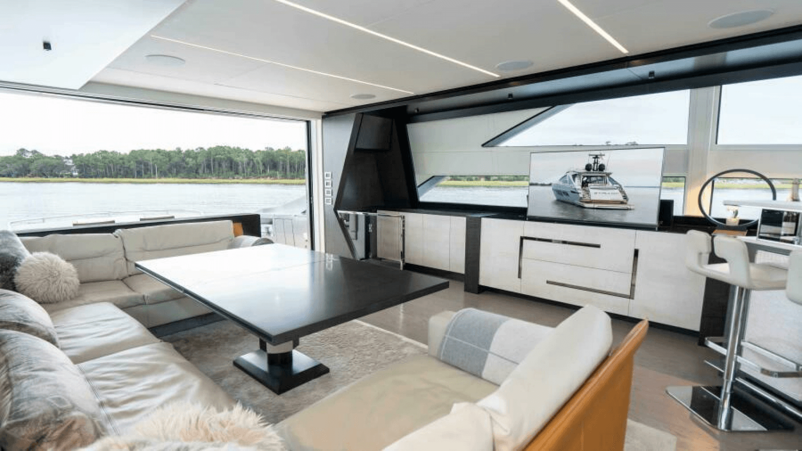 2022 Pershing 9X - Photo 40